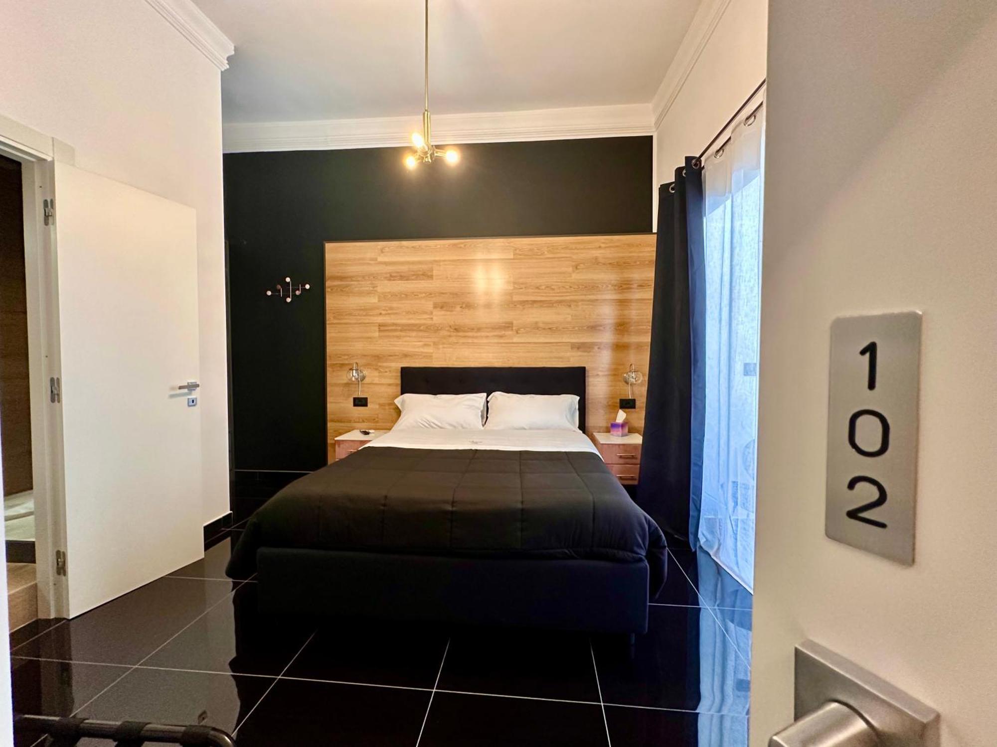 Elegance Rooms Spaccanapoli Luaran gambar