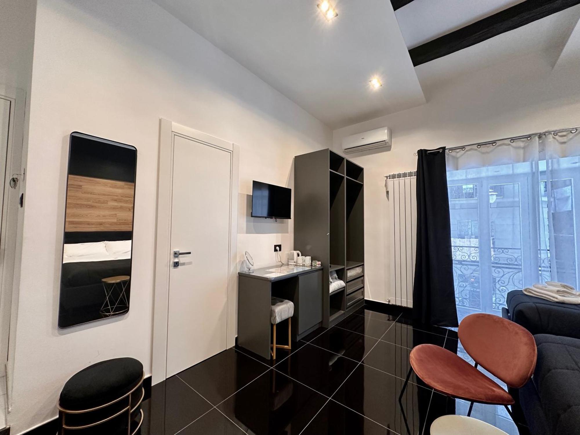 Elegance Rooms Spaccanapoli Luaran gambar