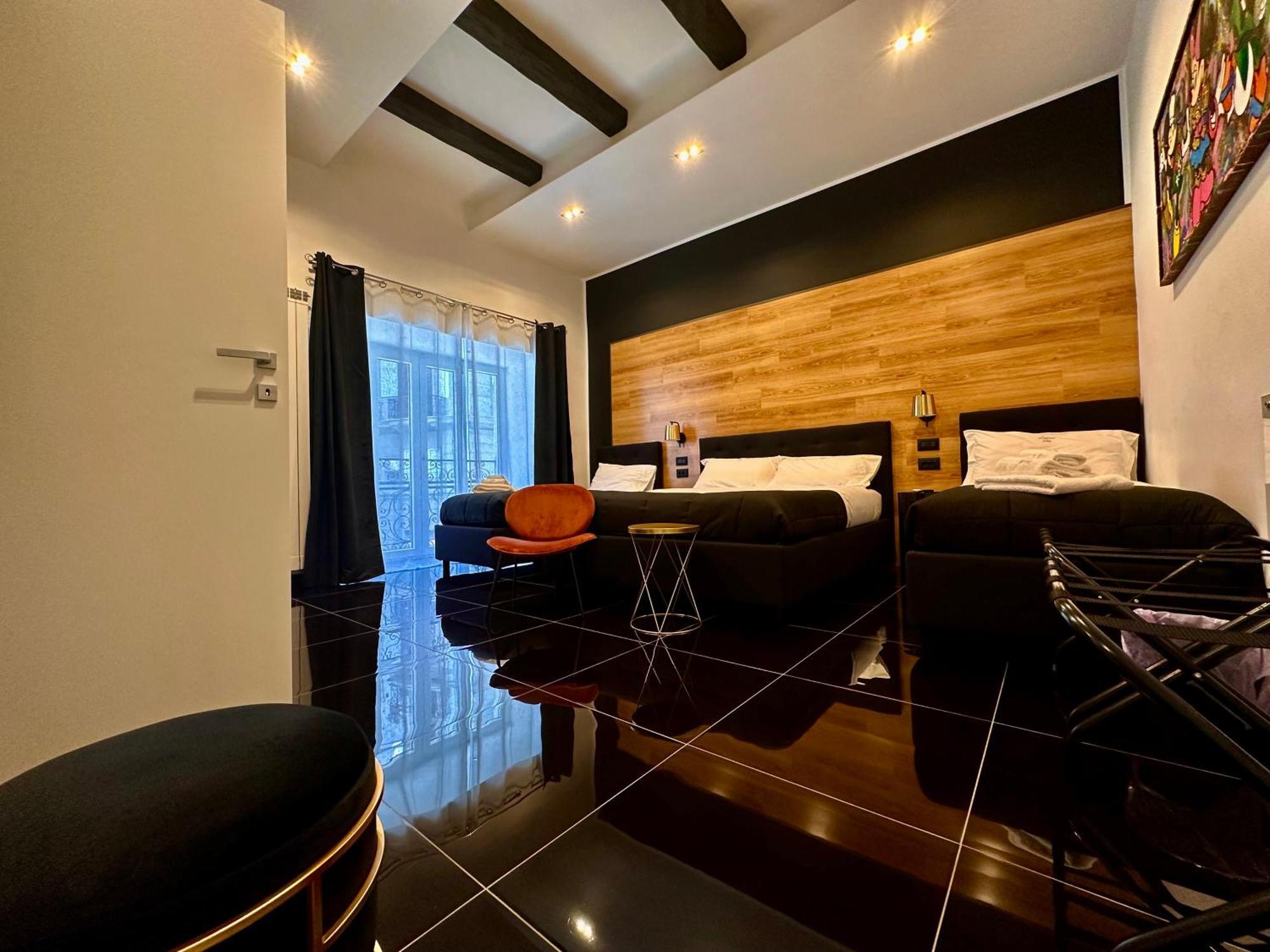 Elegance Rooms Spaccanapoli Luaran gambar