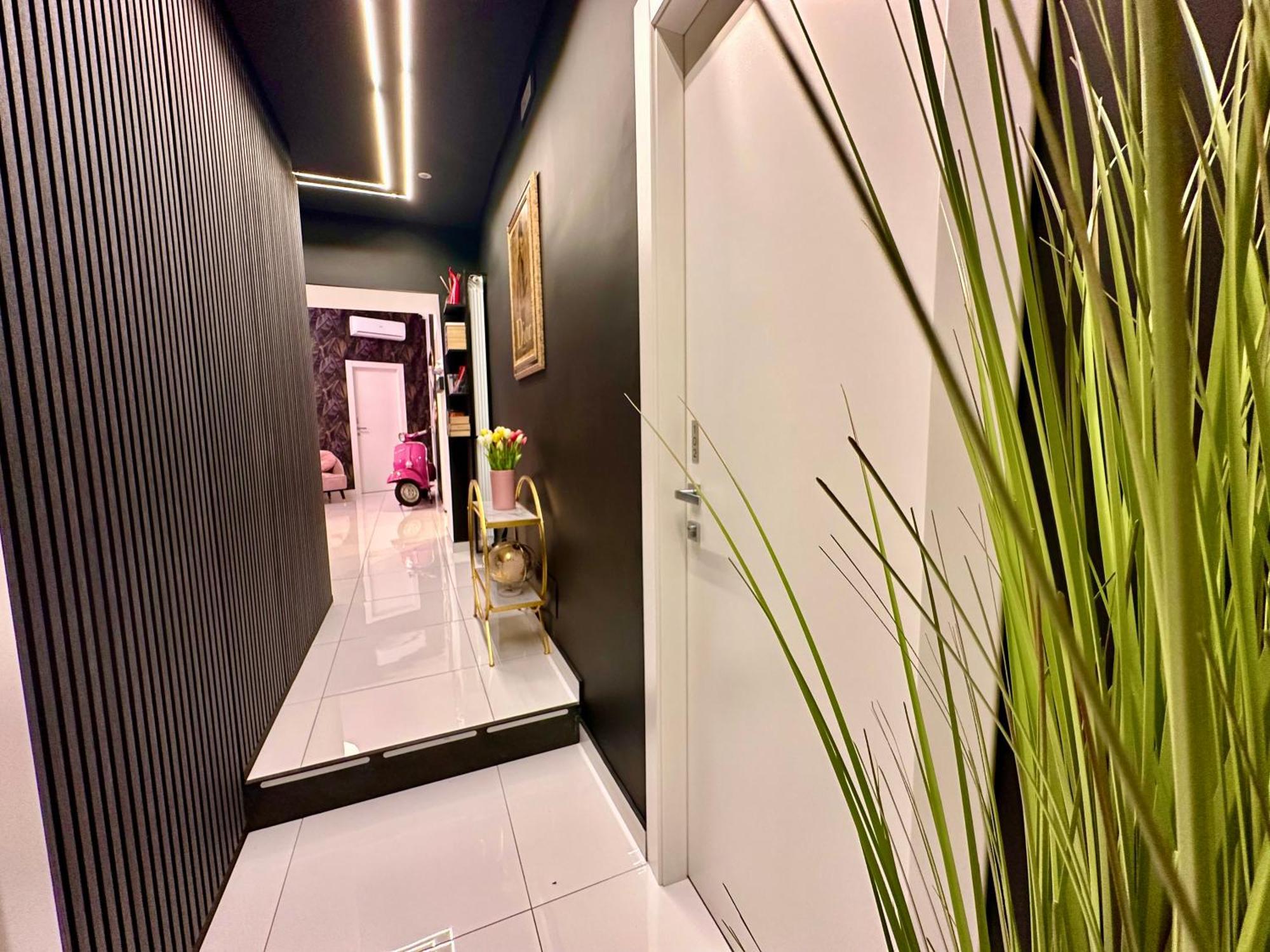 Elegance Rooms Spaccanapoli Luaran gambar