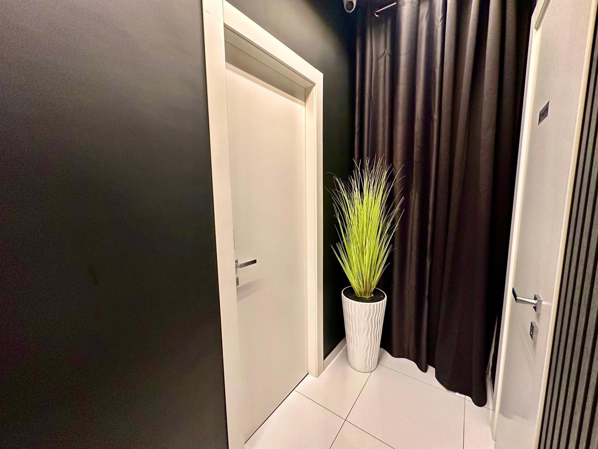 Elegance Rooms Spaccanapoli Luaran gambar