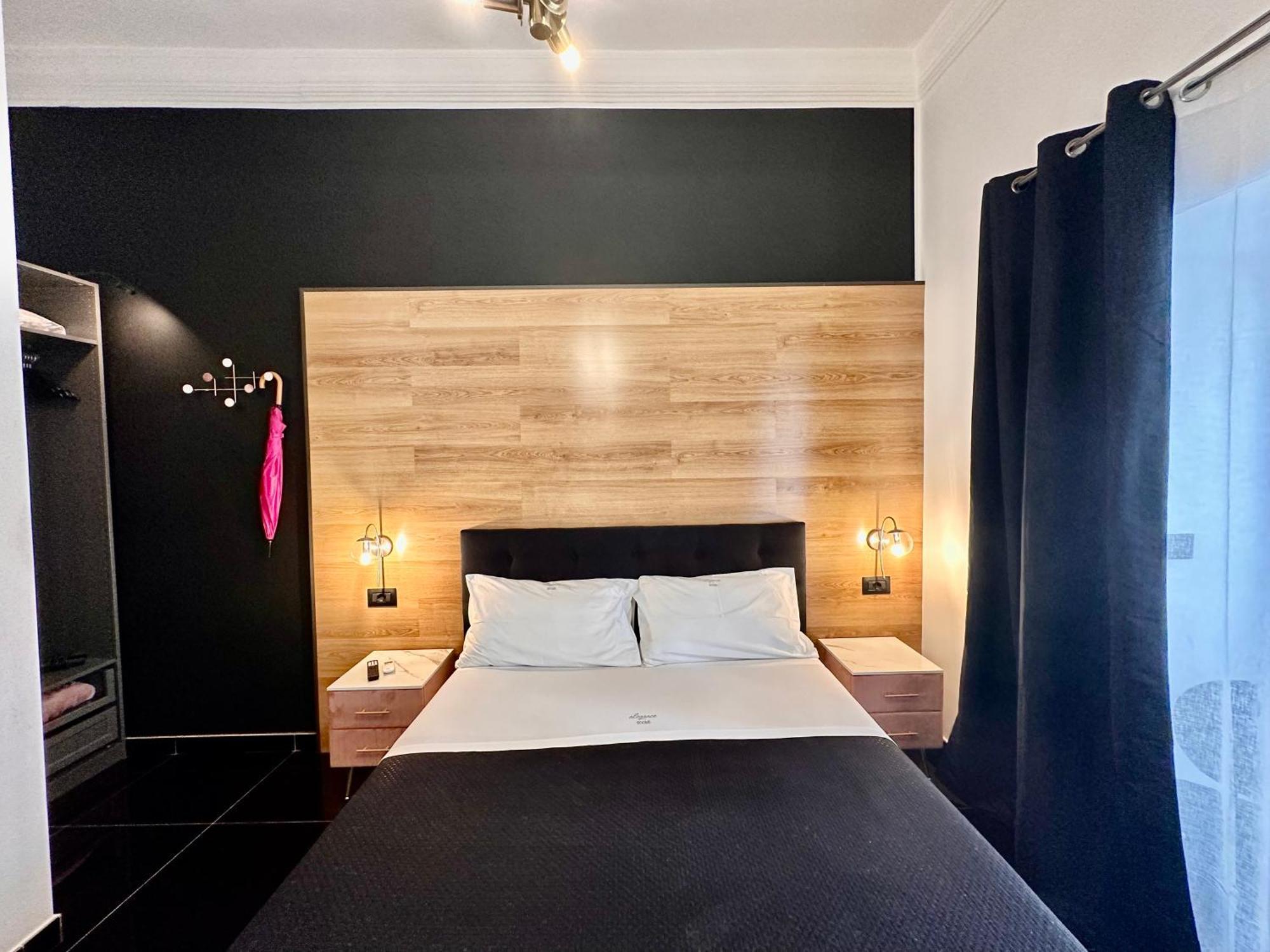Elegance Rooms Spaccanapoli Luaran gambar