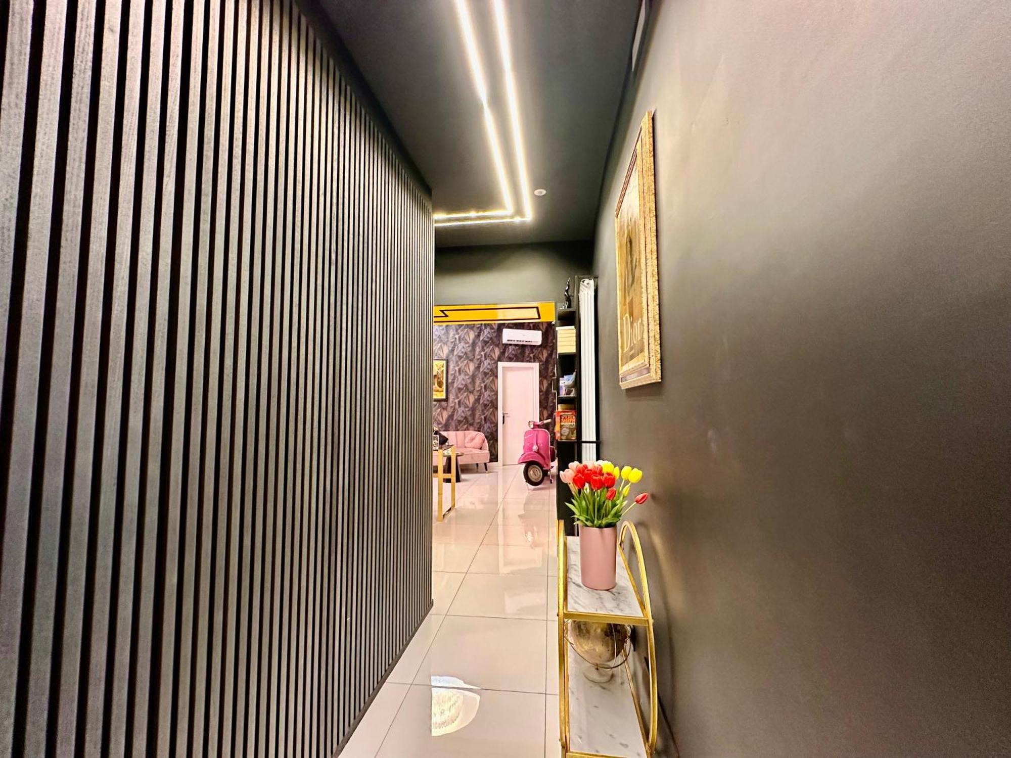 Elegance Rooms Spaccanapoli Luaran gambar